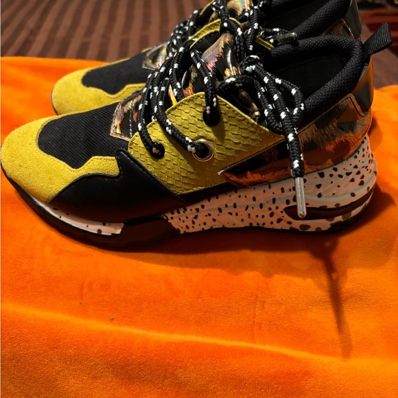 Steve Madden Cliff Sneaker - Size 7 - Picture 4 of 8